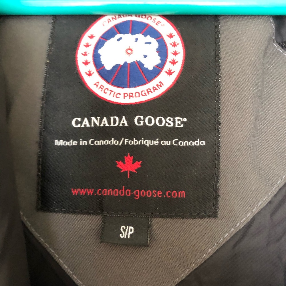 Canada goose womens down coat pre-owned - Picture 2 of 8